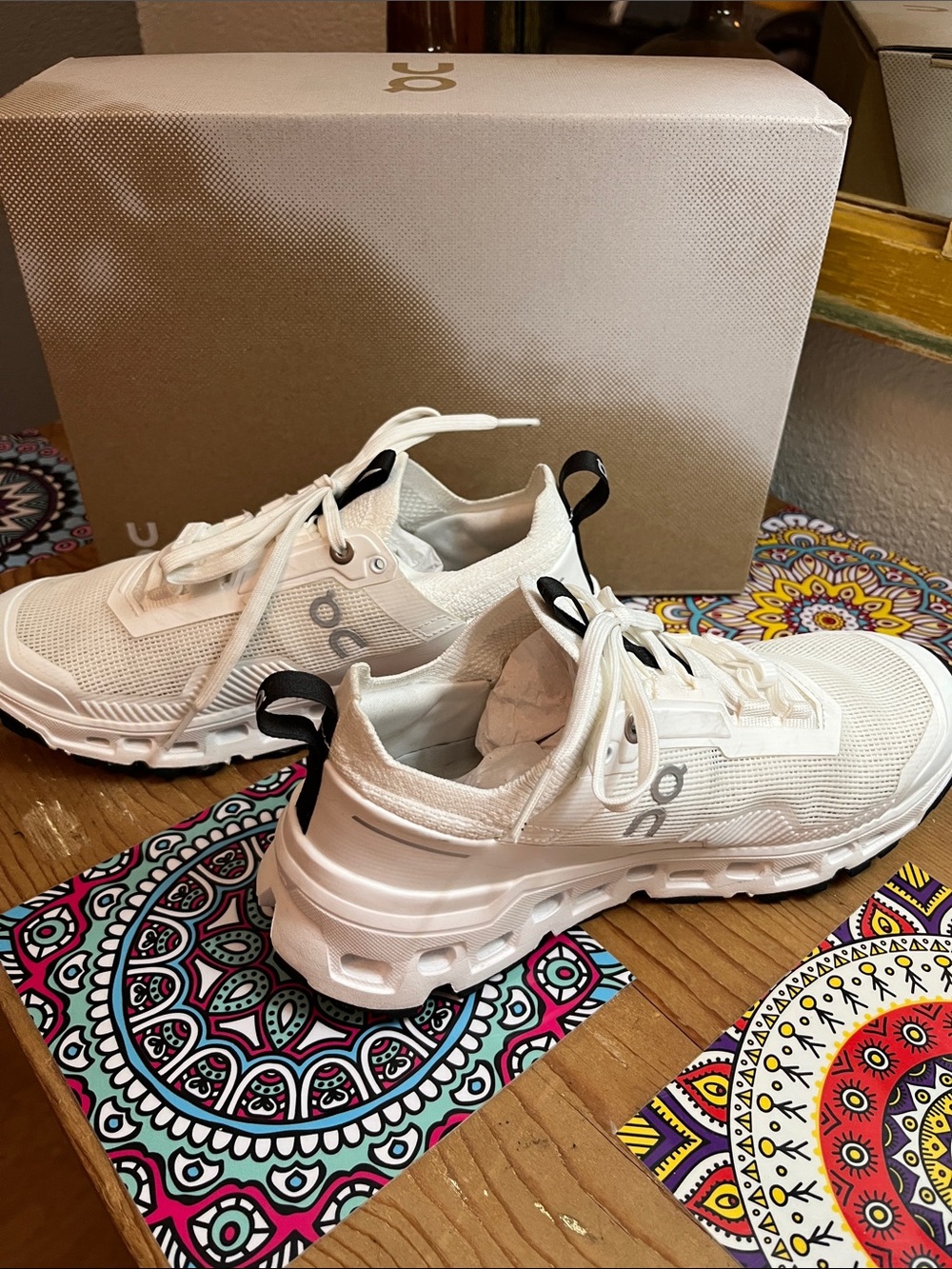 NEW On Running Cloudultra 2 White Womens Athletic Sneaker Size US 6  On Clouds - Picture 3 of 8